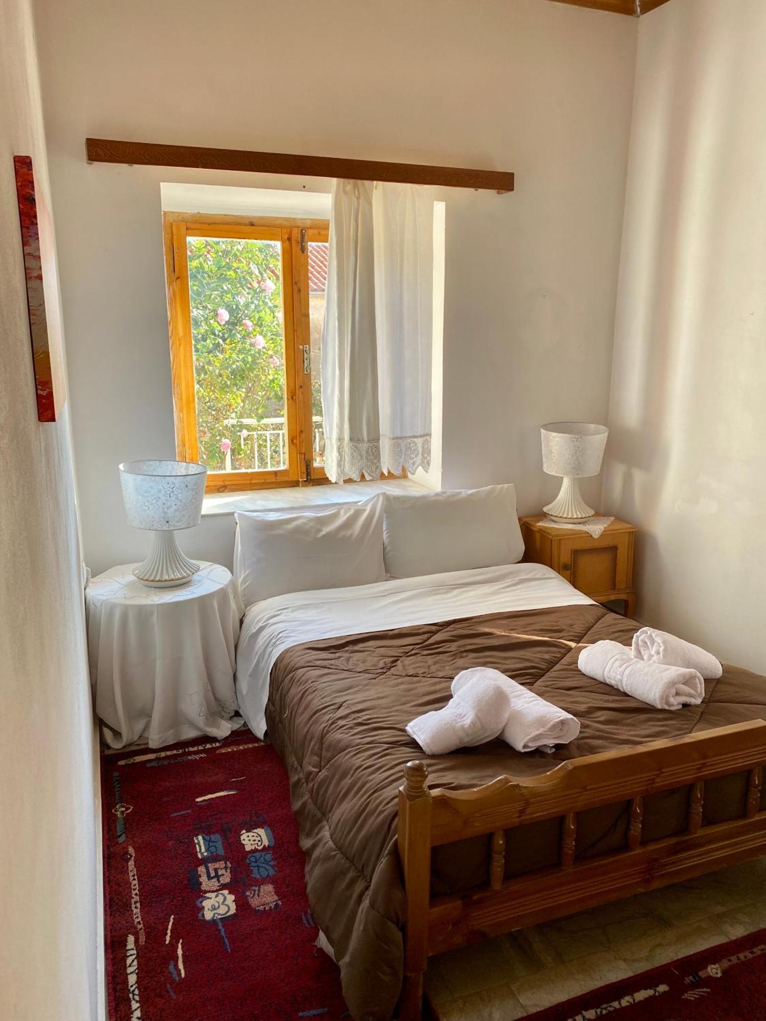 Kathy'S Rock House Villa Leonidio Luaran gambar